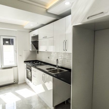 BAHÇELİEVLER (UEFA KUPASI MEYDANI) HACERE APARTMANI 