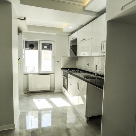 BAHÇELİEVLER (UEFA KUPASI MEYDANI) HACERE APARTMANI 