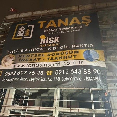 İSTANBUL BAHÇELİEVLER UEFA MEYDANI POYRAZ APARTMANI