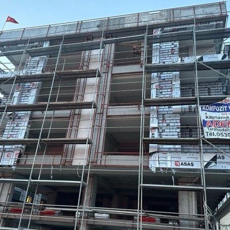 İSTANBUL BAHÇELİEVLER UEFA MEYDANI POYRAZ APARTMANI