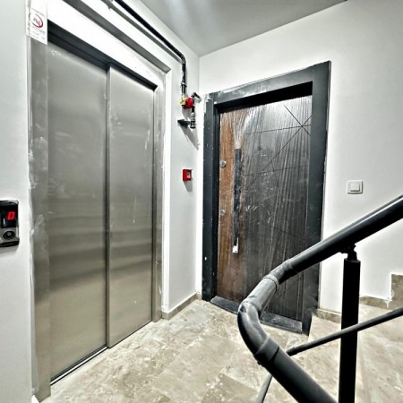 Tanaş Apartmanı - Krizantem Sokak