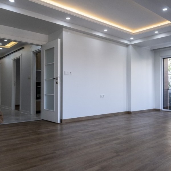 BAHÇELİEVLER (UEFA KUPASI MEYDANI) HACERE APARTMANI 