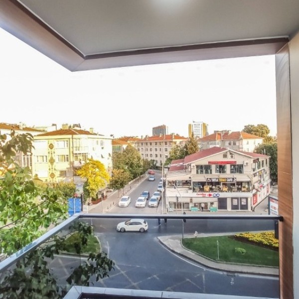 BAHÇELİEVLER (UEFA KUPASI MEYDANI) HACERE APARTMANI 