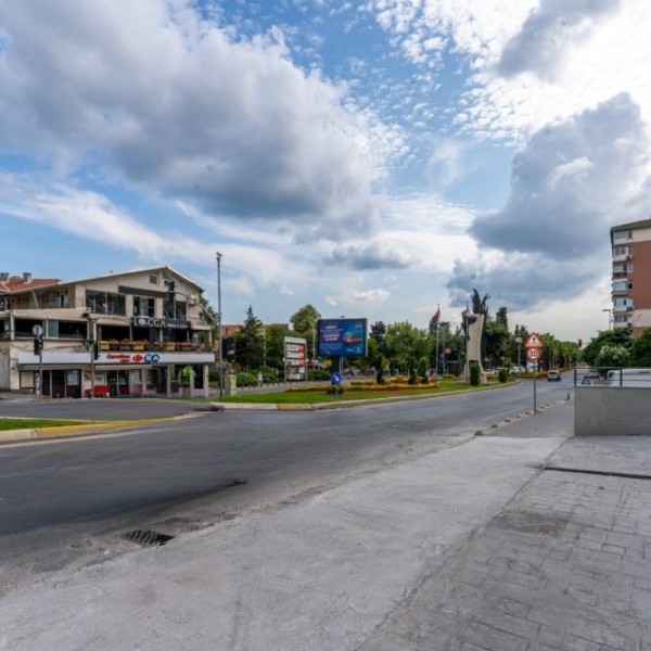 İSTANBUL BAHÇELİEVLER UEFA MEYDANI POYRAZ APARTMANI