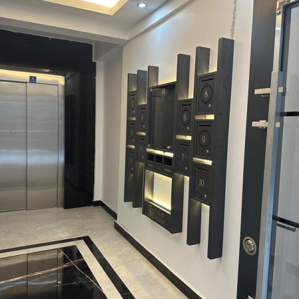 İSTANBUL BAHÇELİEVLER UEFA MEYDANI POYRAZ APARTMANI