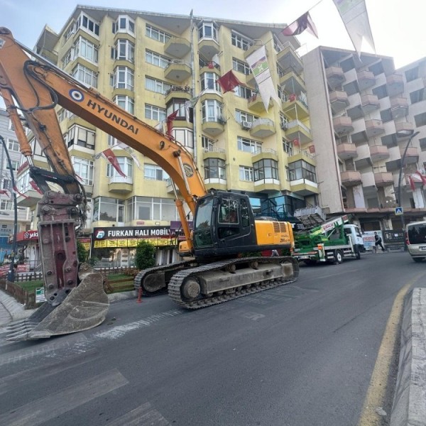 BAHÇELİEVLER SİYAVUŞPAŞA 11123 PARSEL ERGİN APARTMANI 20 DAİRE 7 DÜKKAN